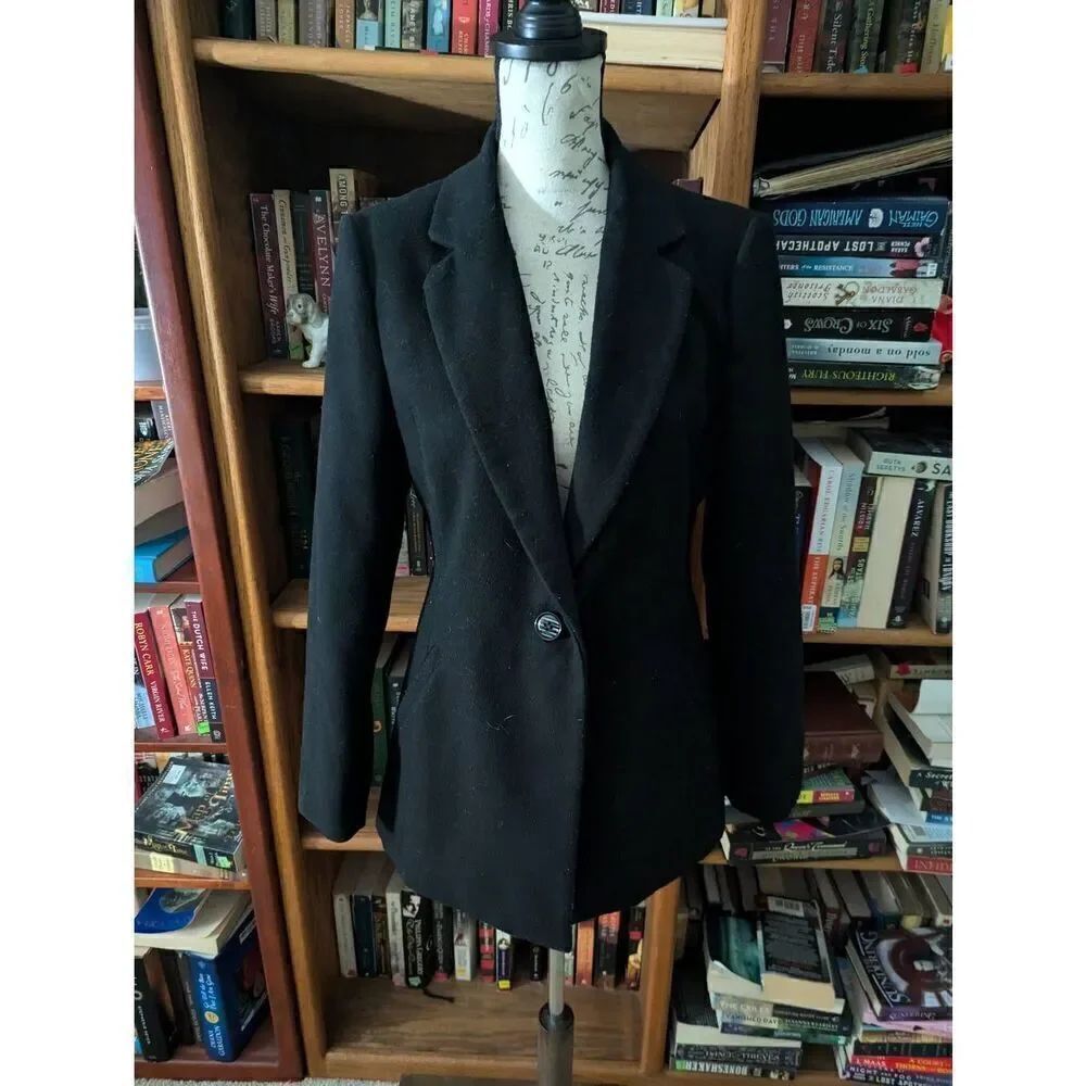 Vintage Aishty Women’s Medium Black Single Button Blazer Jacket Coat